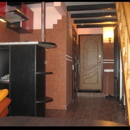 Площа Старий Ринок З Балконом Apartment Lviv Bagian luar foto