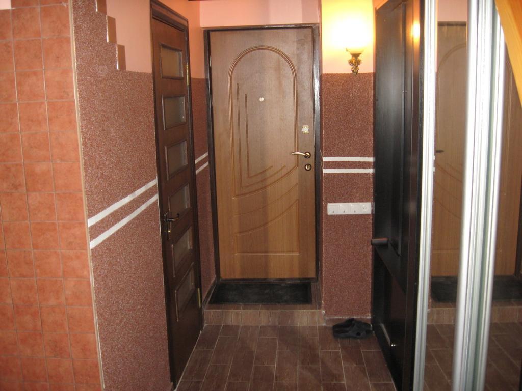 Площа Старий Ринок З Балконом Apartment Lviv Bagian luar foto